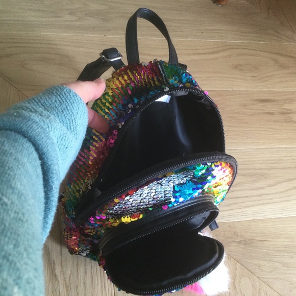 JUSTICE MINI BACKPACK RAINBOW FLIP SEQUINS SNAP CHAT SHIMMERING SUPER CUTE!!! - Picture 8 of 8